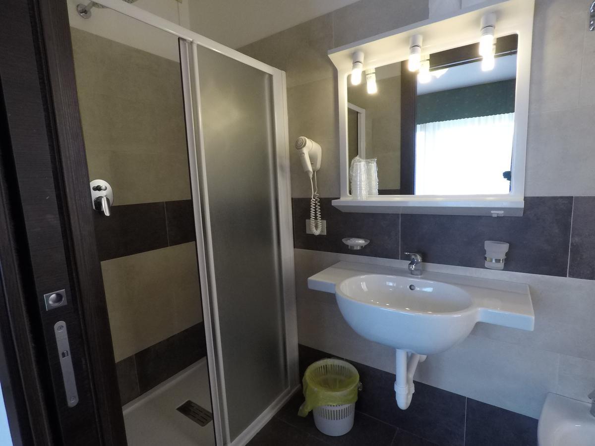 Hotel Gardenia Caorle Kültér fotó