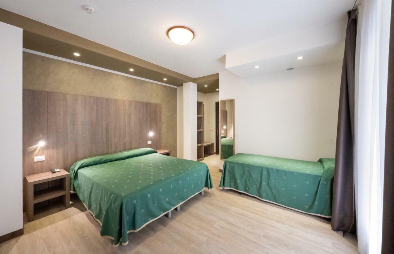 Hotel Gardenia Caorle Kültér fotó