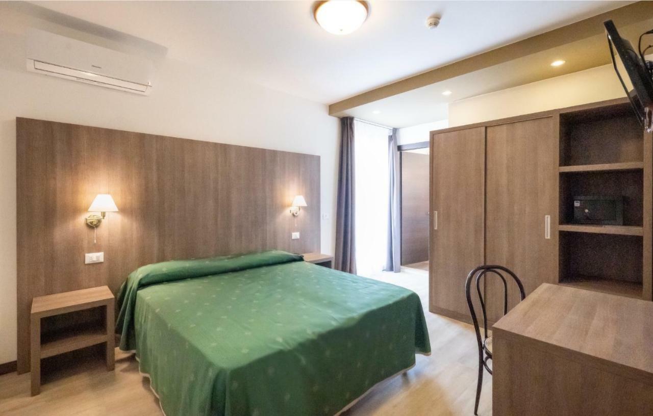 Hotel Gardenia Caorle Kültér fotó